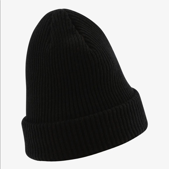 NIKE SB FISHERMAN BEANIE BLACK. - Picture 6 of 8